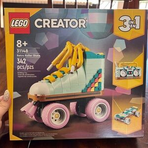 LEGO Creator Retro Roller Skate in Teal, Yellow & Pink